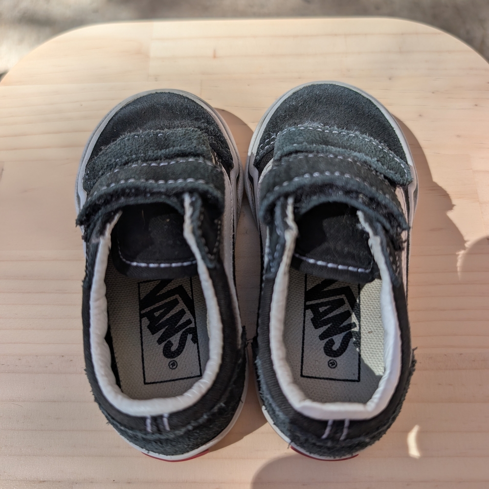 Vans Toddler Sneakers - Picture 4 of 8